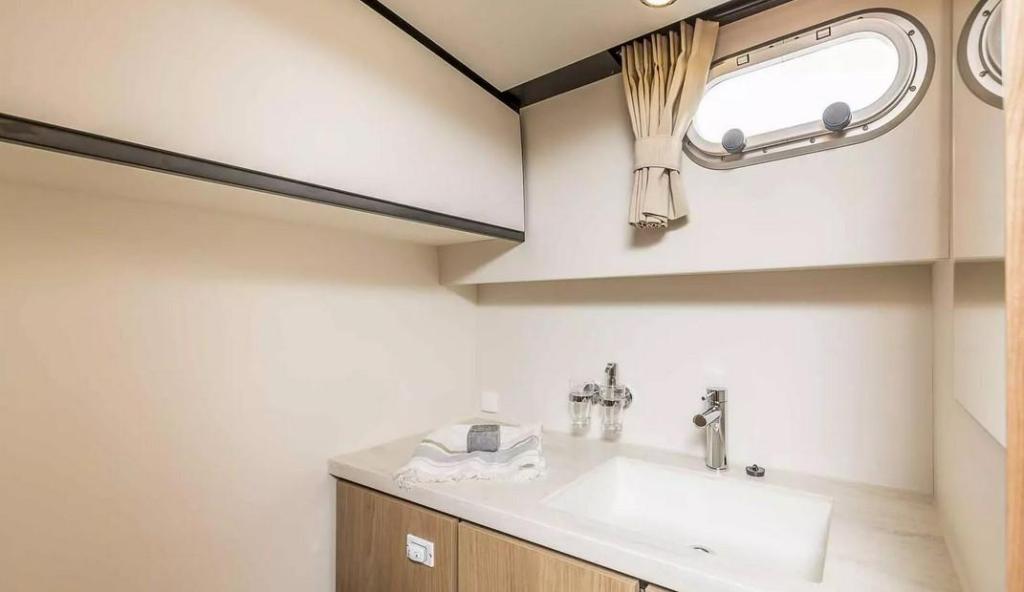 Linssen Grand Sturdy 30.0 Sedan