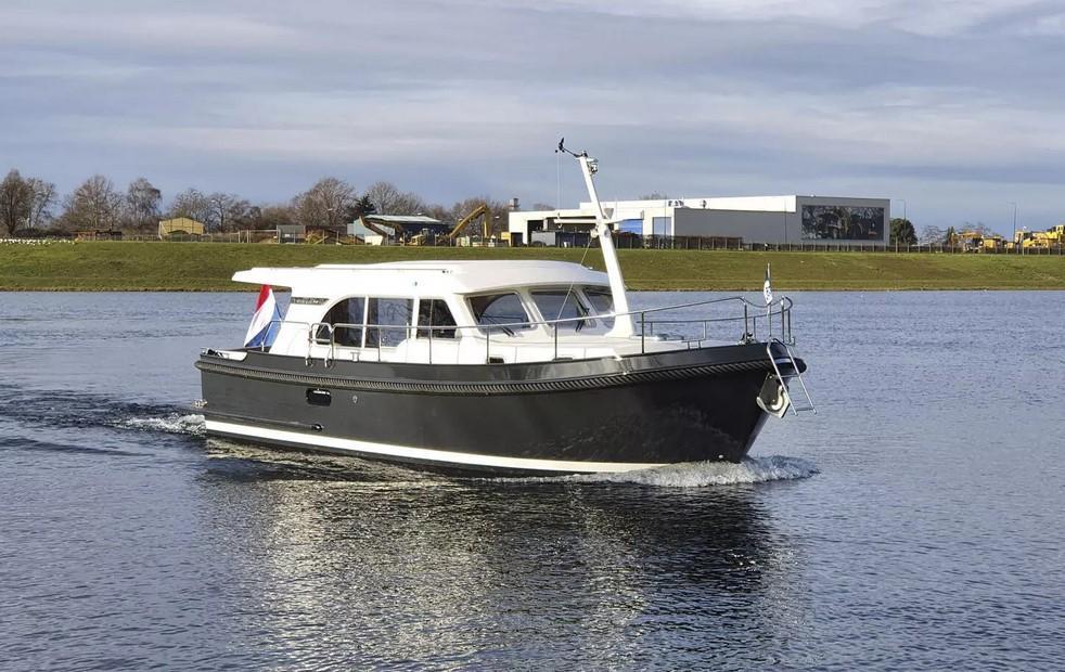 Linssen Grand Sturdy 35.0 Sedan