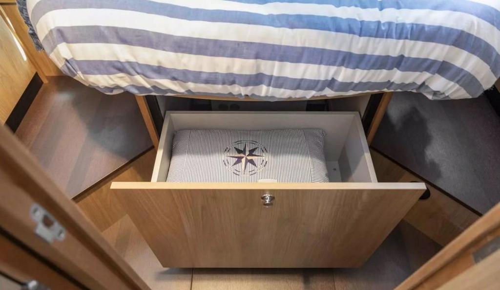 Linssen Grand Sturdy 35.0 Sedan