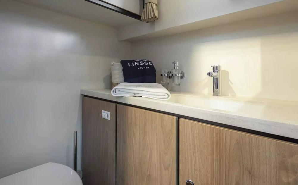 Linssen Grand Sturdy 35.0 Sedan