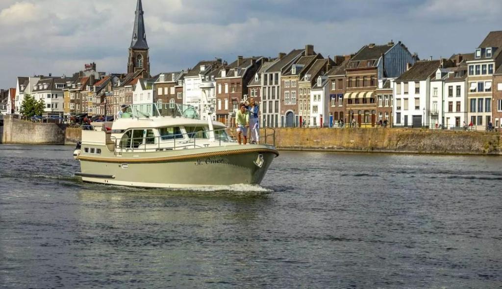 Linssen Grand Sturdy 40.0 AC