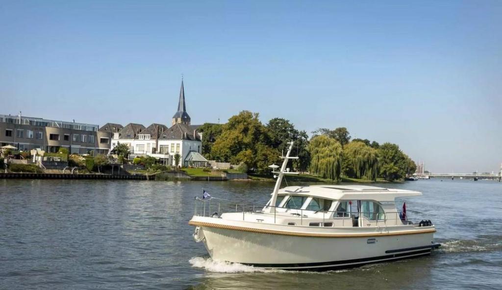 Linssen Grand Sturdy 40.0 Sedan