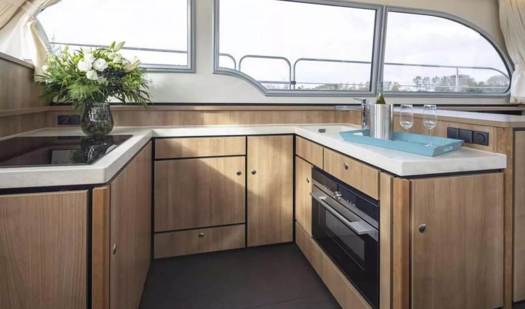 Linssen Grand Sturdy 45.0 Sedan