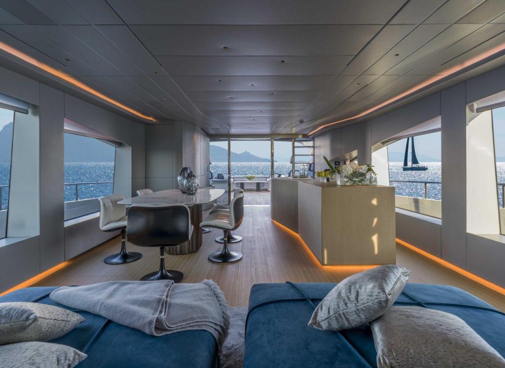AB Yachts AB 110