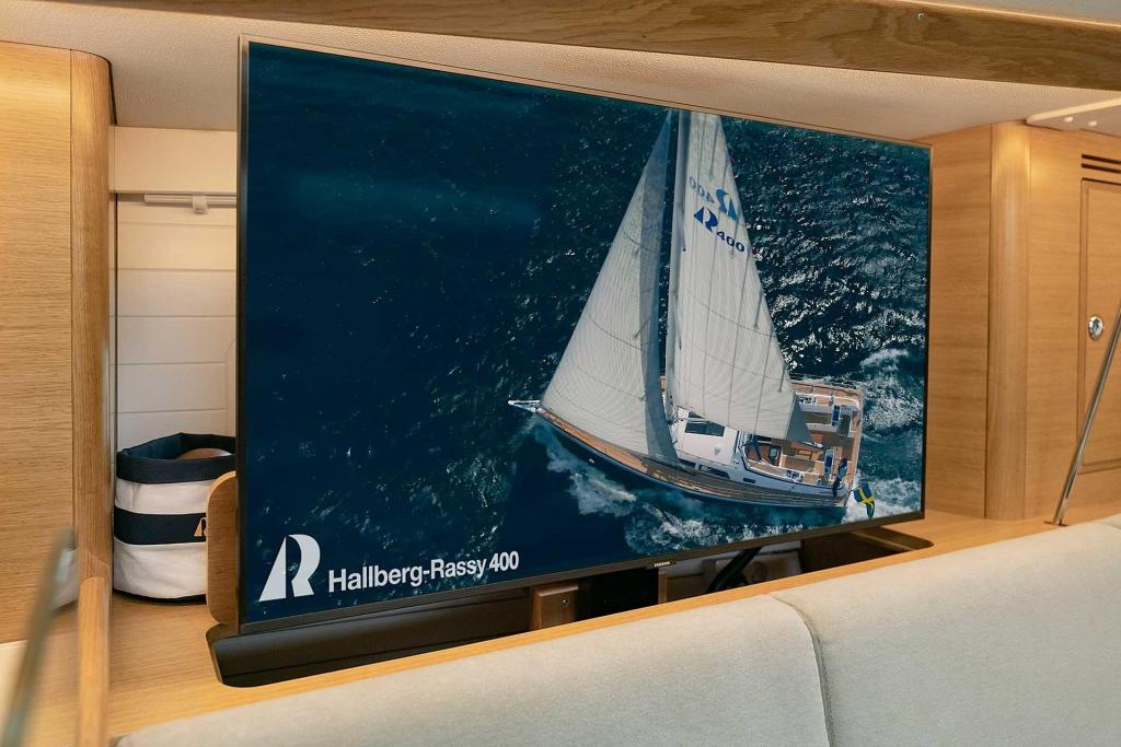 Hallberg-Rassy 400