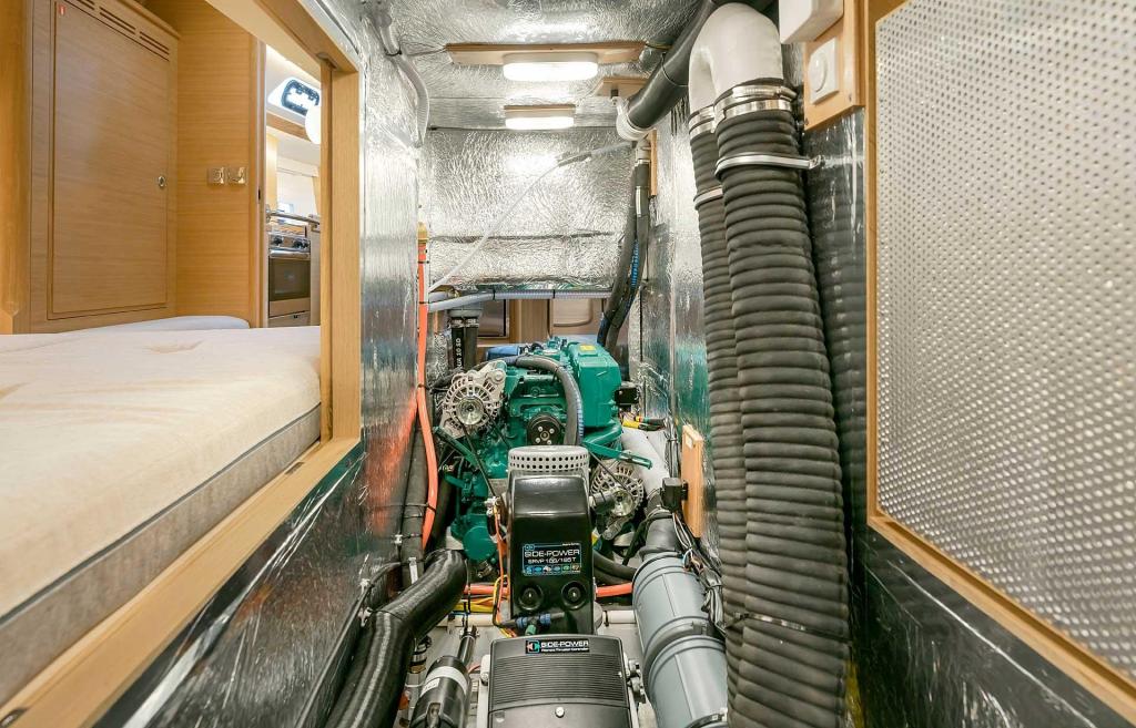Hallberg-Rassy 400