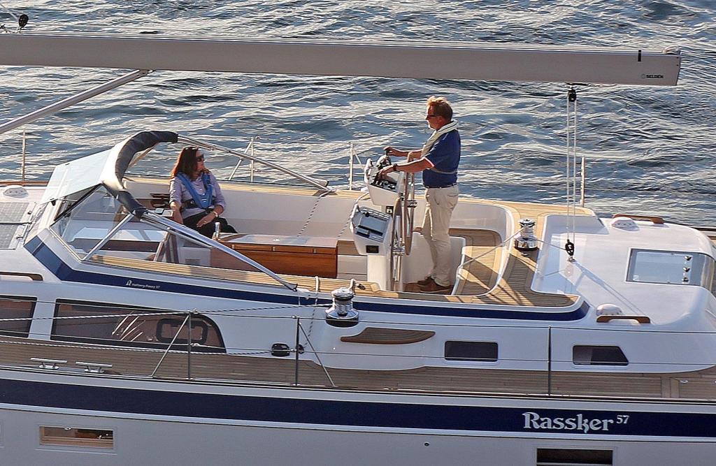Hallberg-Rassy 57