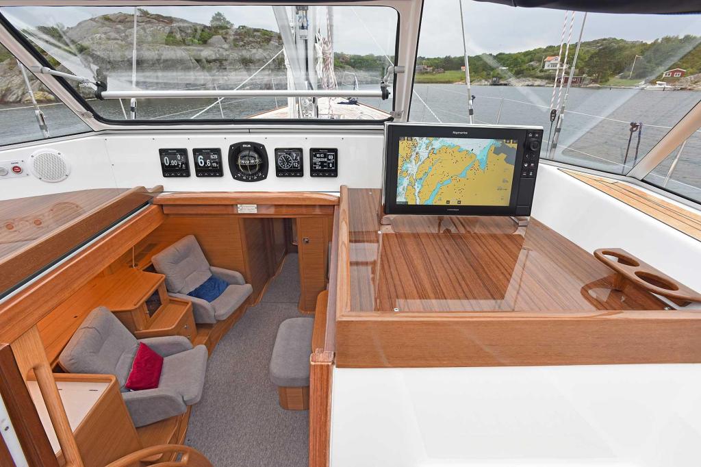 Hallberg-Rassy 57