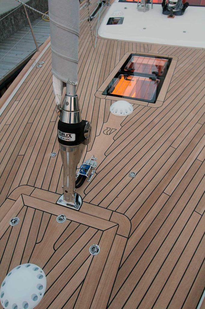 Hallberg-Rassy 57