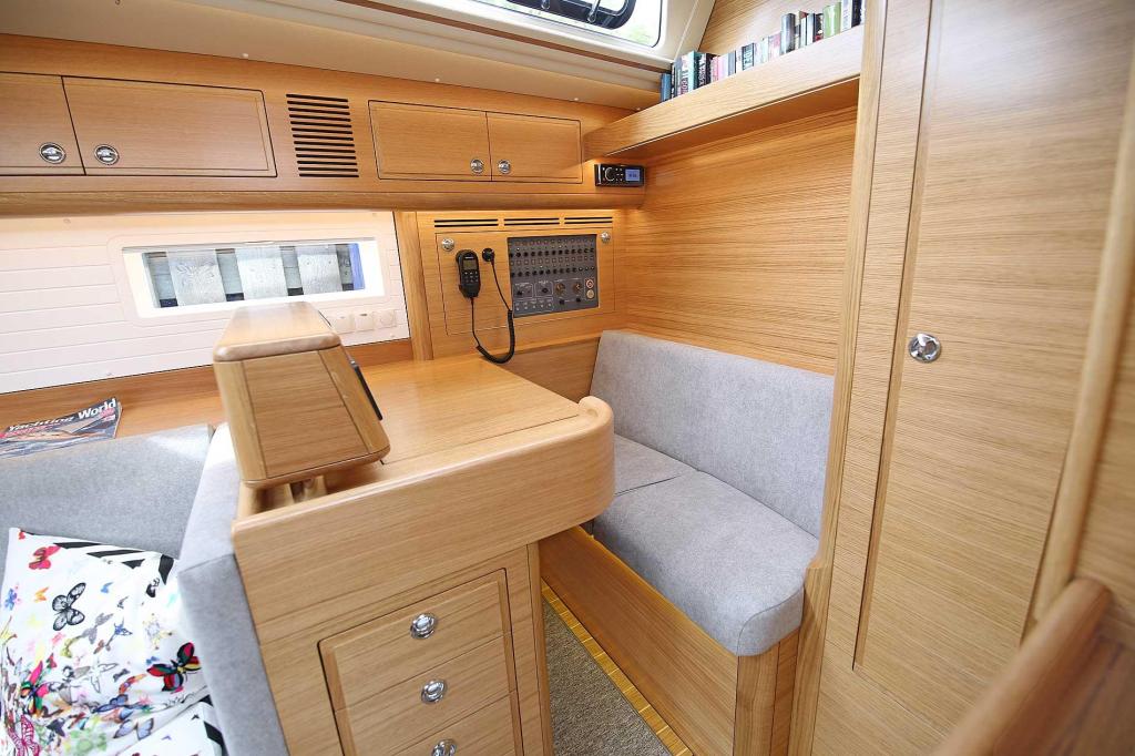 Hallberg-Rassy 57