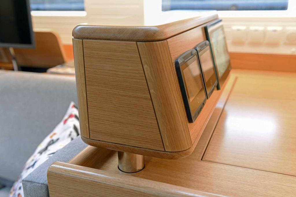 Hallberg-Rassy 57