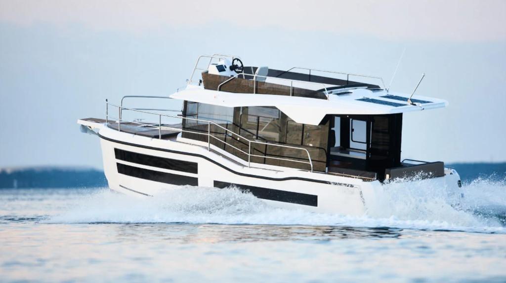 Northman 1050 Trawler