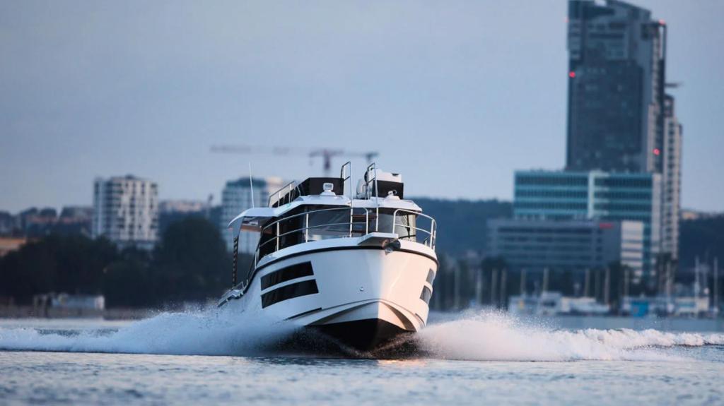 Northman 1050 Trawler