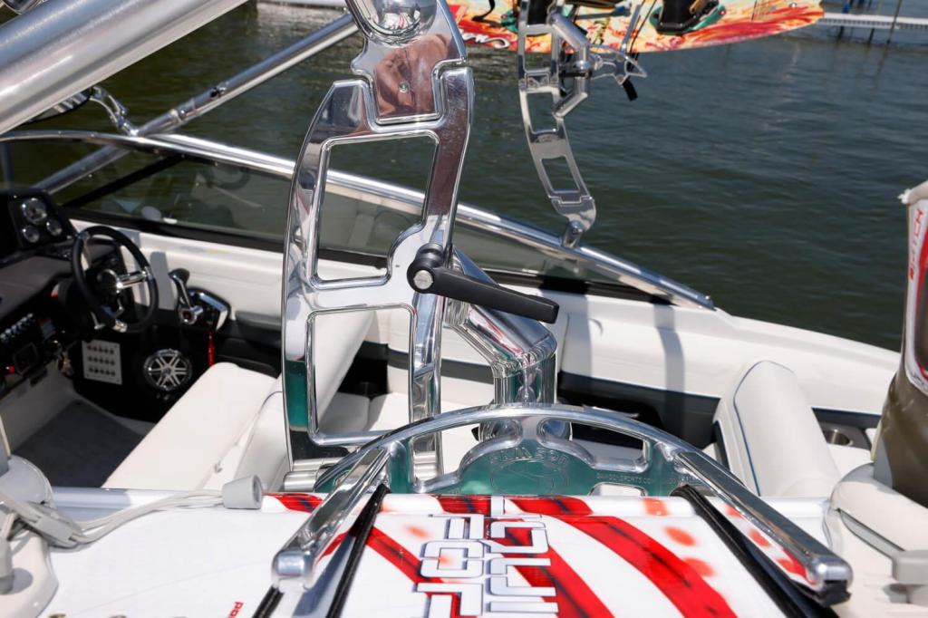 Formula 240 Bowrider