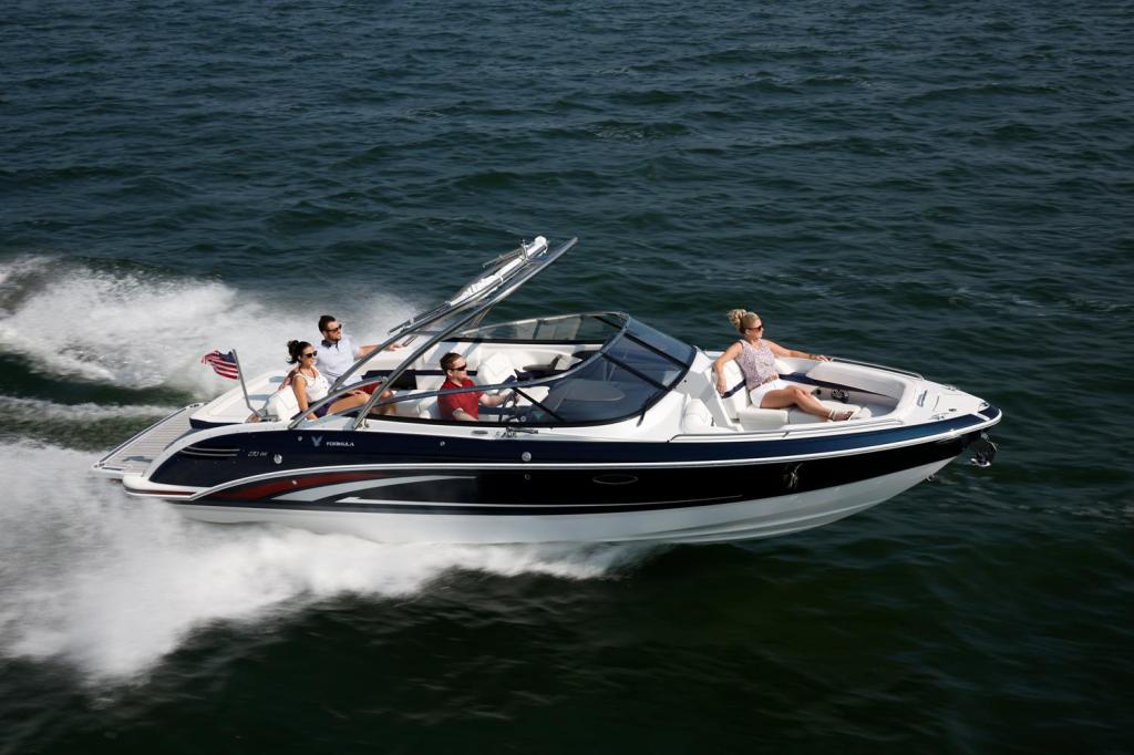 Formula 270 Bowrider