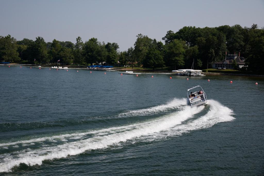 Formula 270 Bowrider