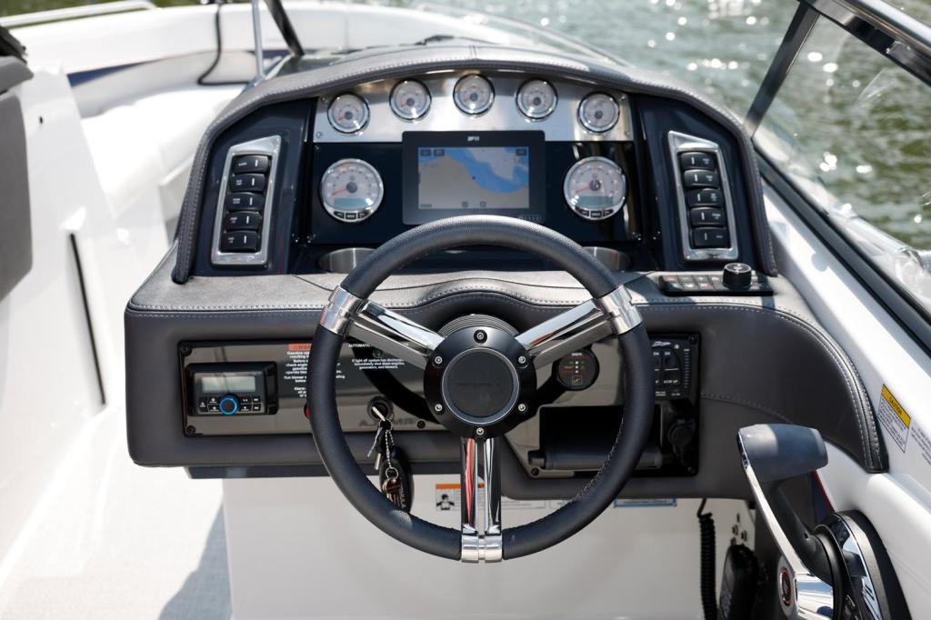 Formula 270 Bowrider