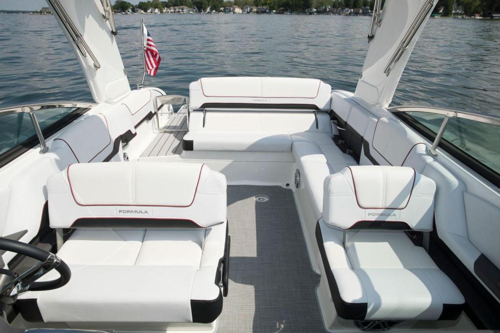 Formula 290 Bowrider