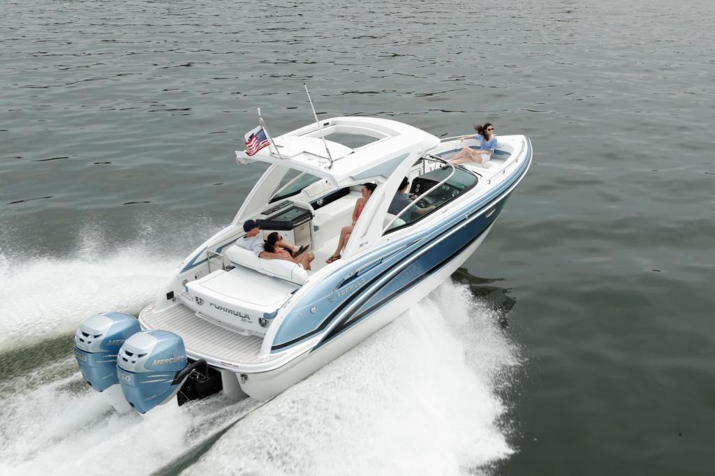 Formula 310 Bowrider