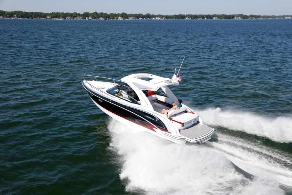 Formula 310 Sun Sport