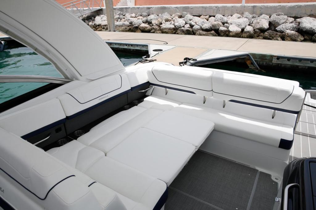 Formula 350 Sun Sport