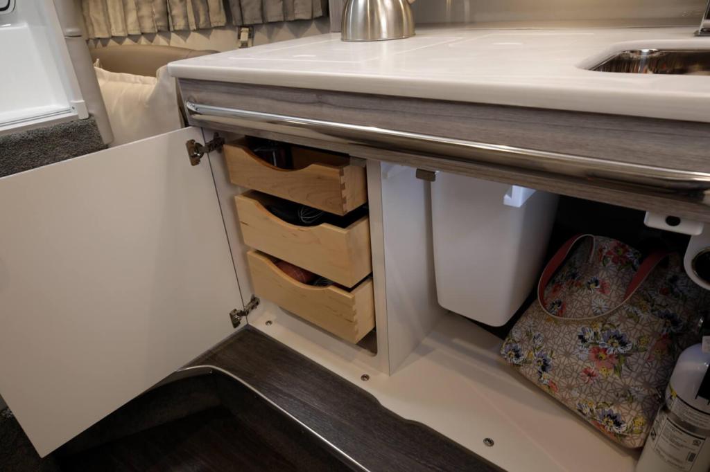 Formula 350 Sun Sport