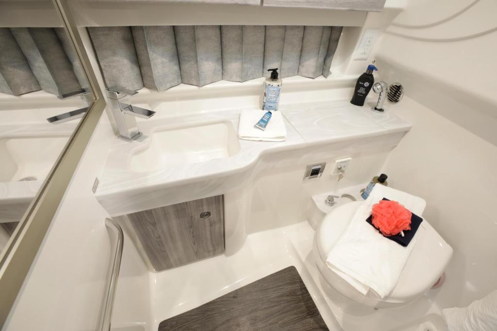 Formula 350 Sun Sport