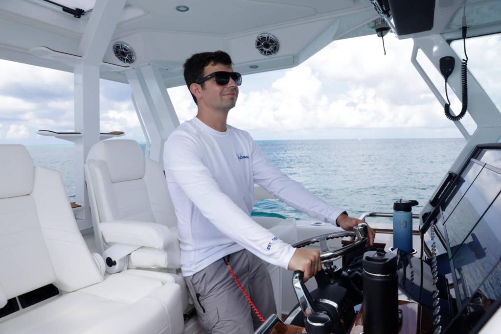 Formula 387 Center Console Fish