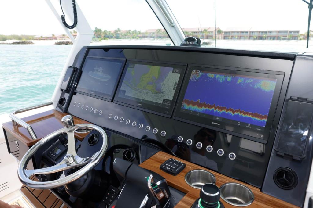 Formula 387 Center Console Fish