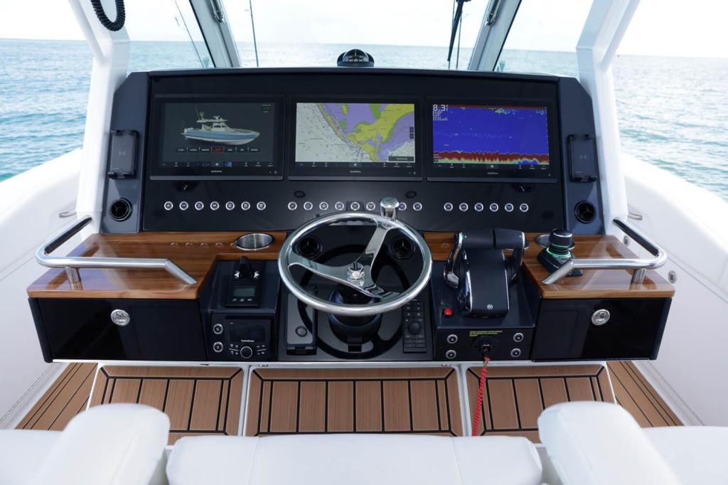 Formula 387 Center Console Fish