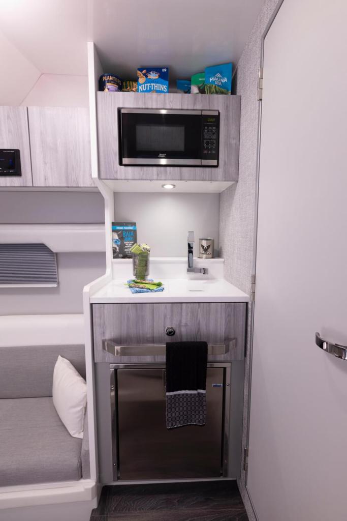 Formula 387 Center Console Fish