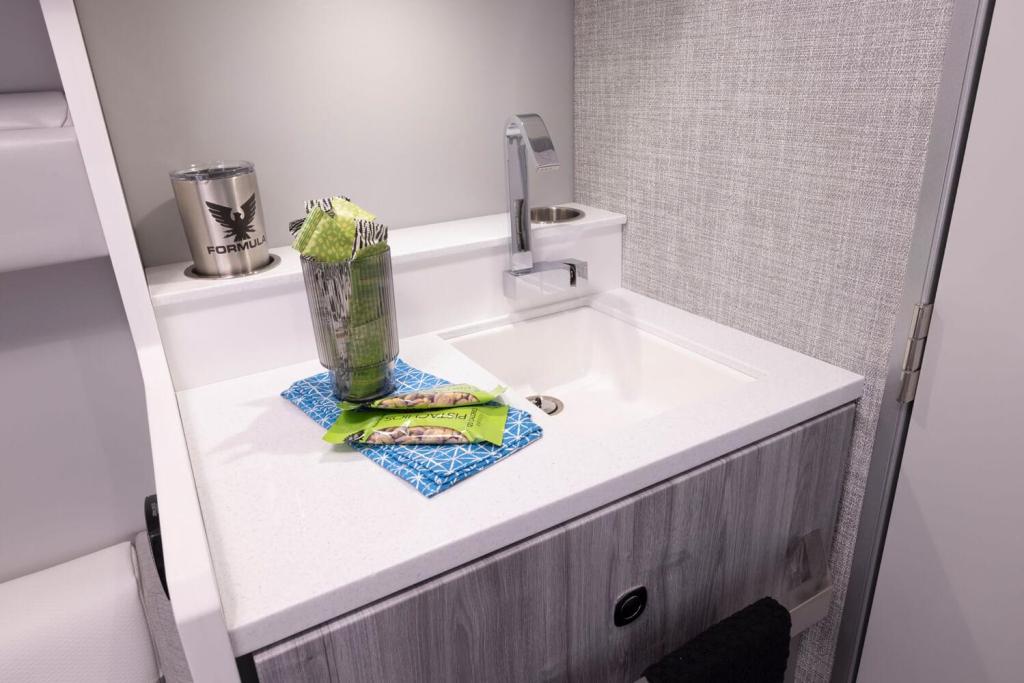 Formula 387 Center Console Fish