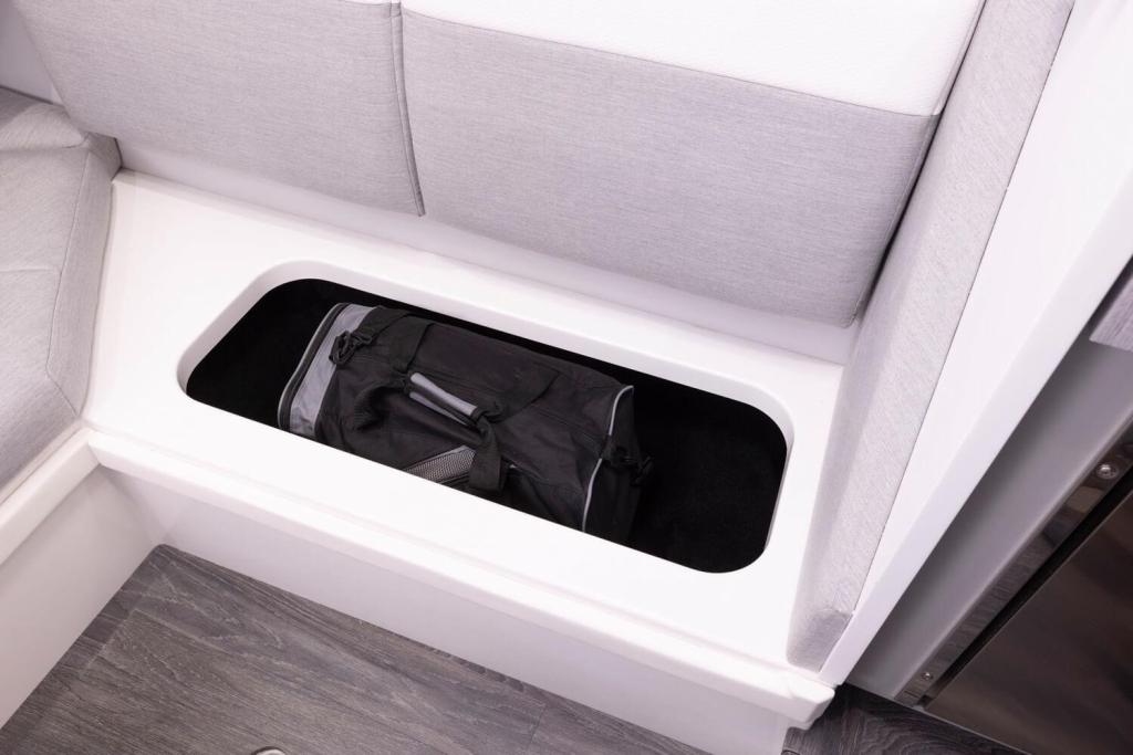 Formula 387 Center Console Fish