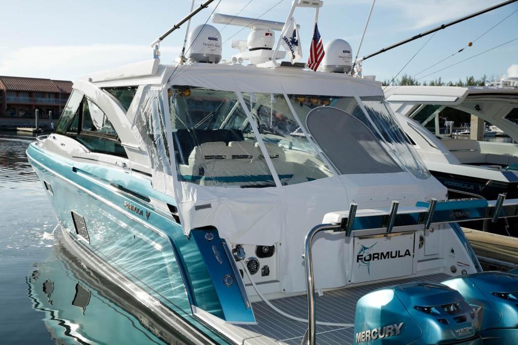 Formula 430 All Sport Crossover