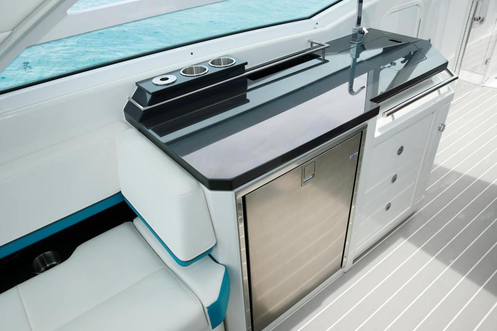 Formula 430 All Sport Crossover