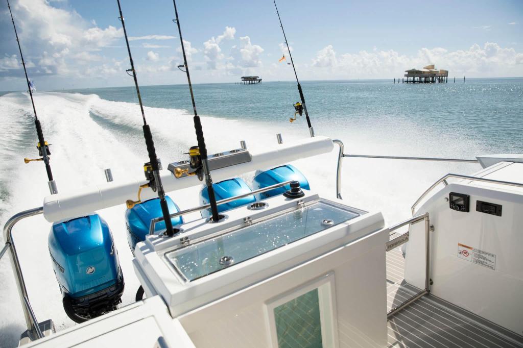 Formula 430 All Sport Crossover