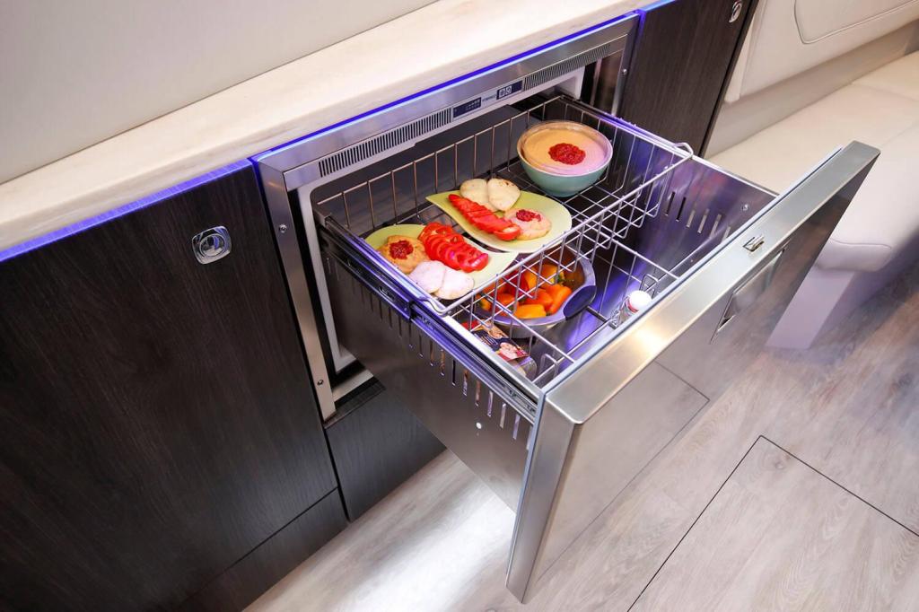 Formula 430 All Sport Crossover