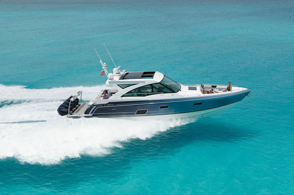 Formula 430 Super Sport Crossover
