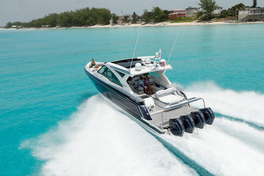 Formula 430 Super Sport Crossover