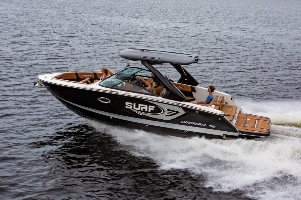 Chaparral 28 Surf