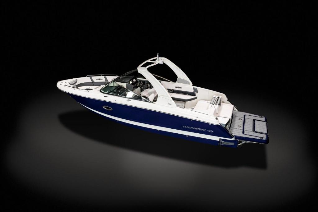 Chaparral 30 Surf