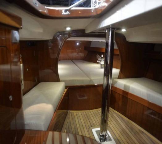 Leonardo Eagle 44