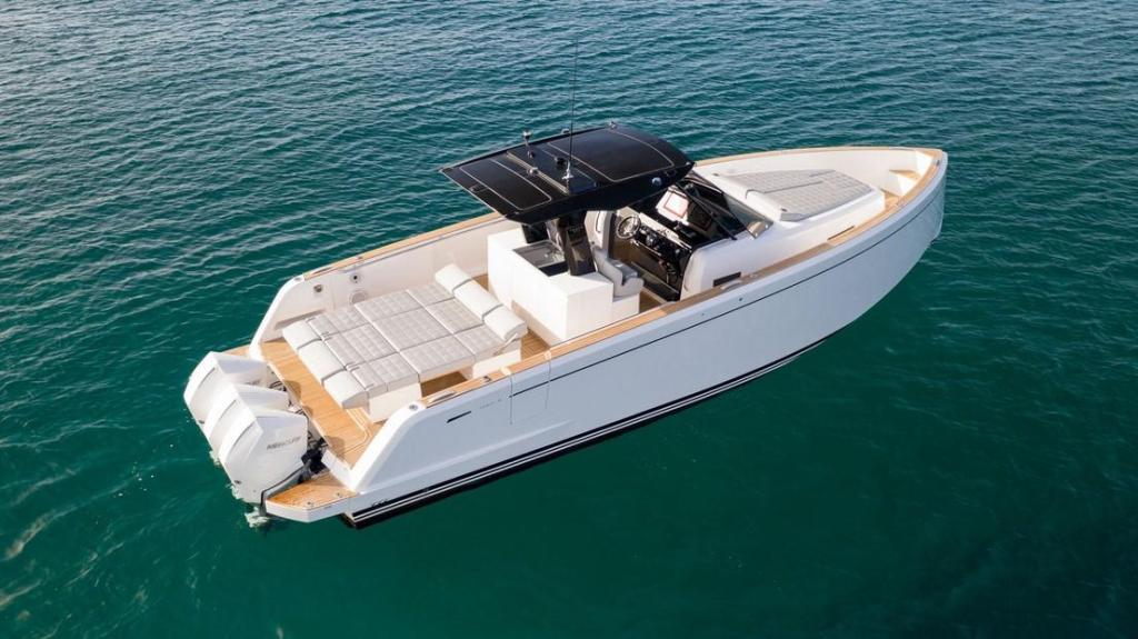 Pardo Yachts P38 Outboard