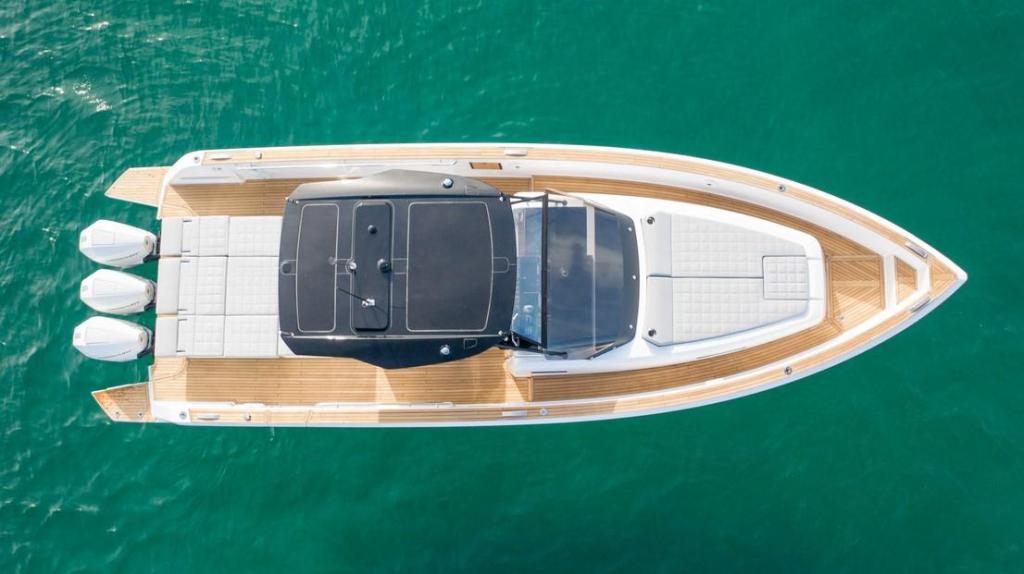 Pardo Yachts P38 Outboard