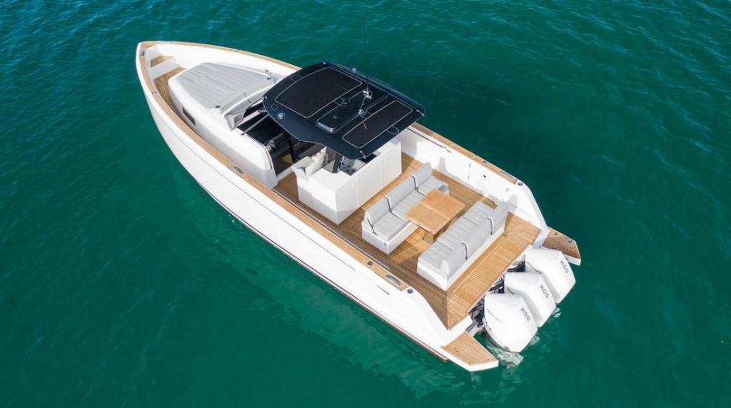 Pardo Yachts P38 Outboard