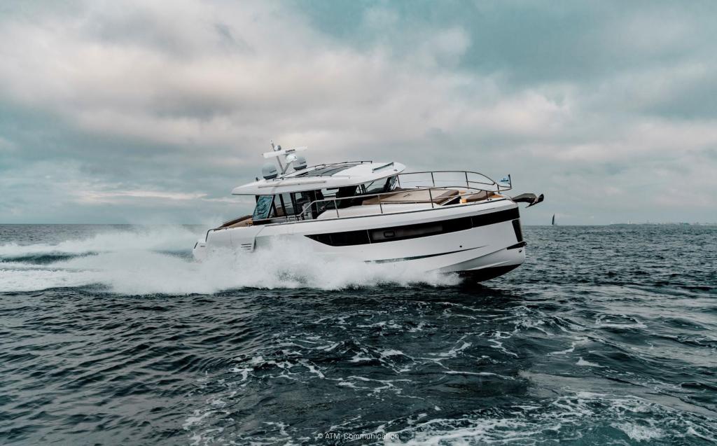 Wellcraft 44 Explorer