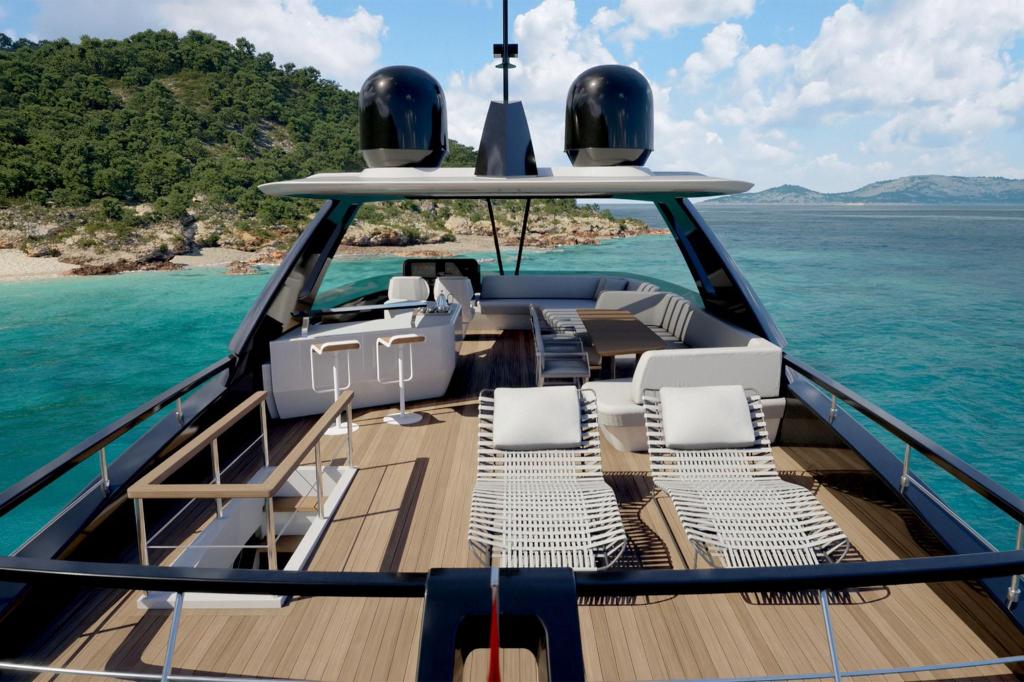 Ferretti 800 Project