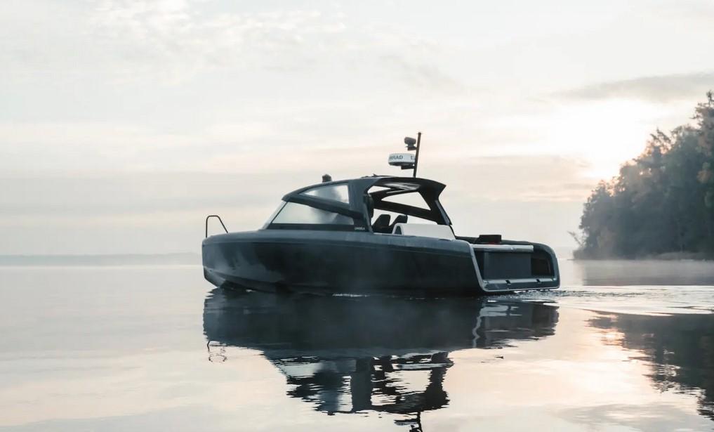 Candela C-8 Hardtop