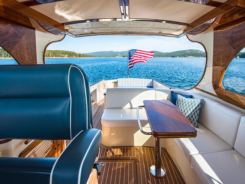 Hinckley Picnic Boat 40