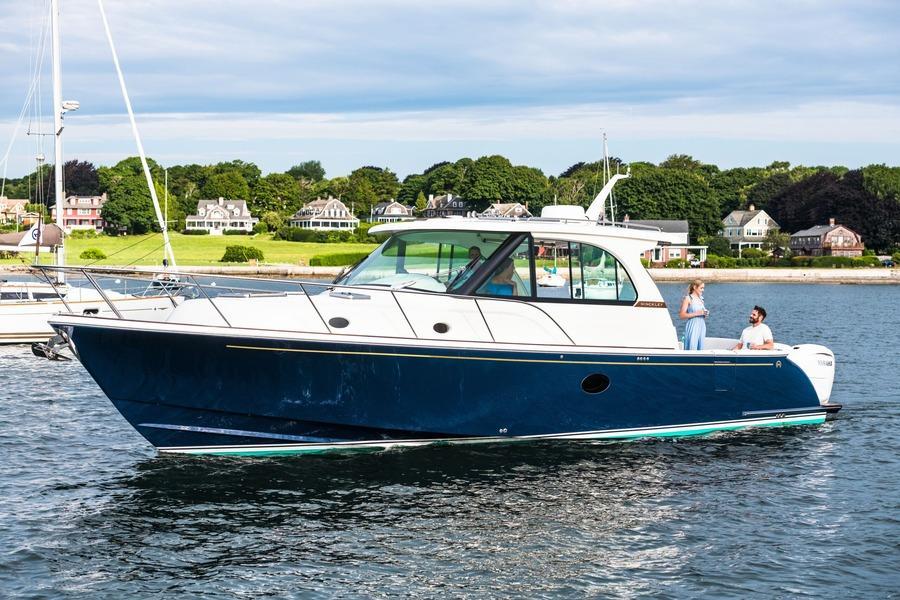 Hinckley Sport Boat 40X